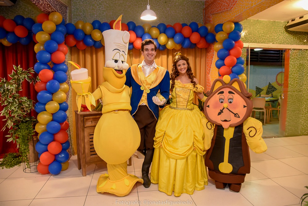 aniversario tema a Bela.jpeg